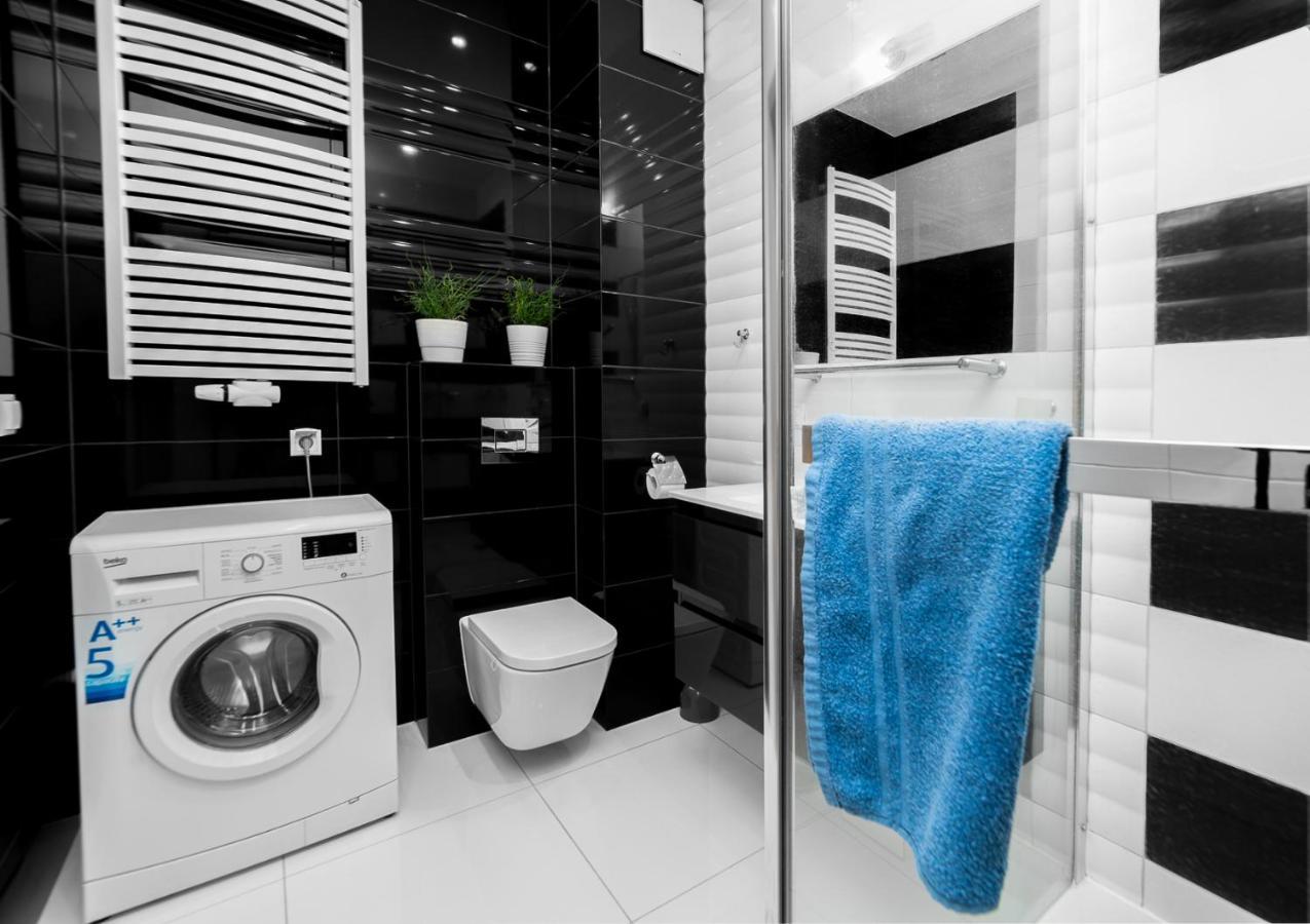Nelly Apartment - Hav Aparts Гданск Екстериор снимка
