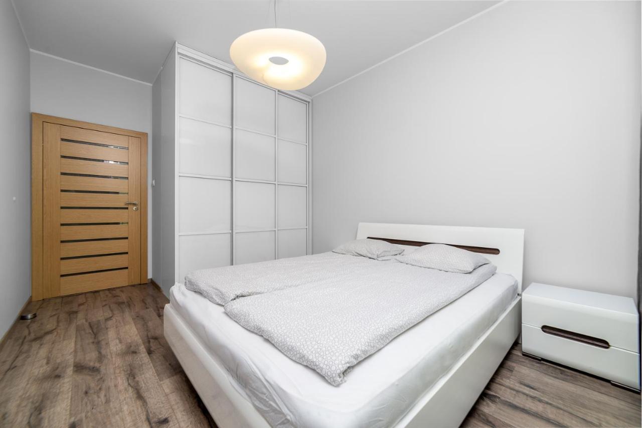 Nelly Apartment - Hav Aparts Гданск Екстериор снимка